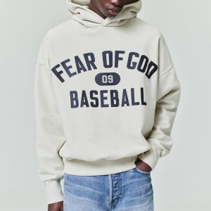 09 Classic Hoodie