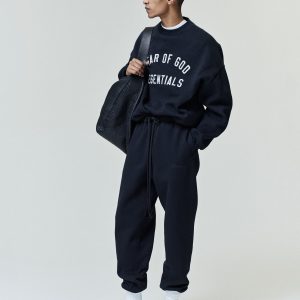 Varsity 90s Crewneck Sweatshirt